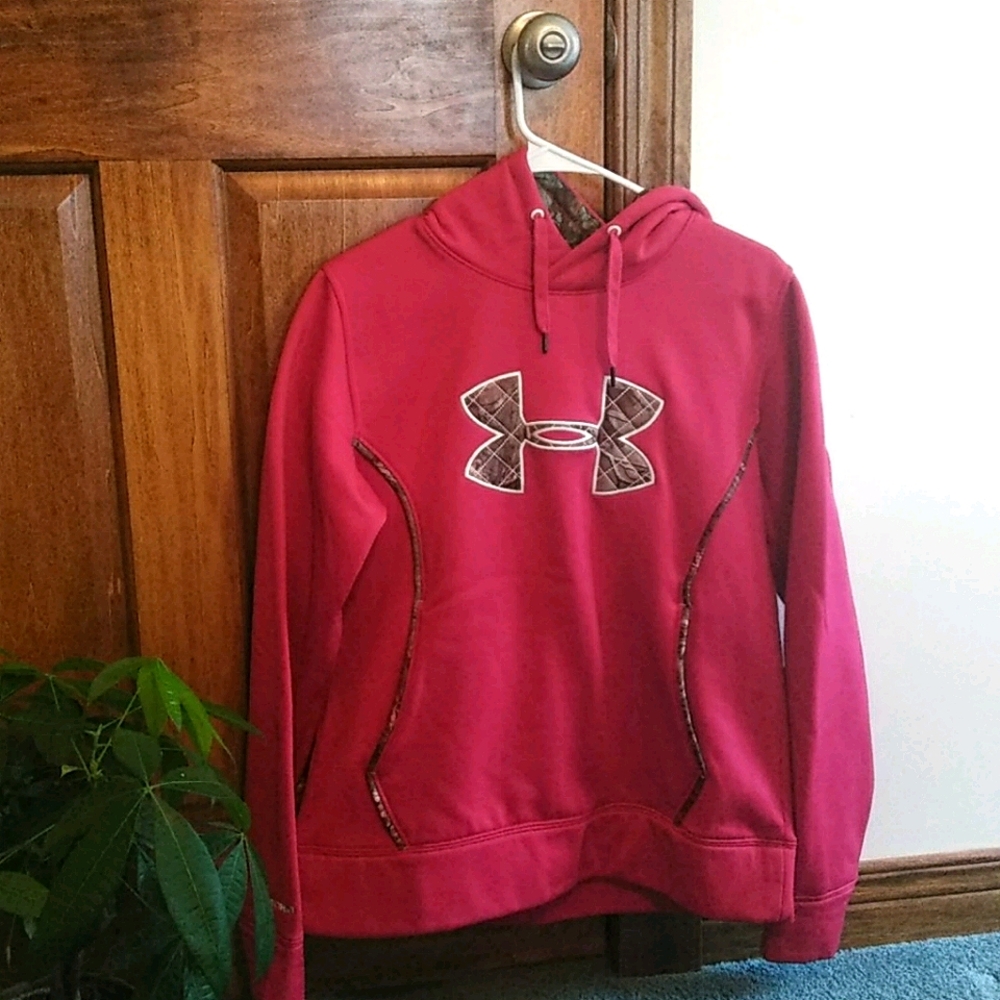 Pink Under Armour Sweatshirt